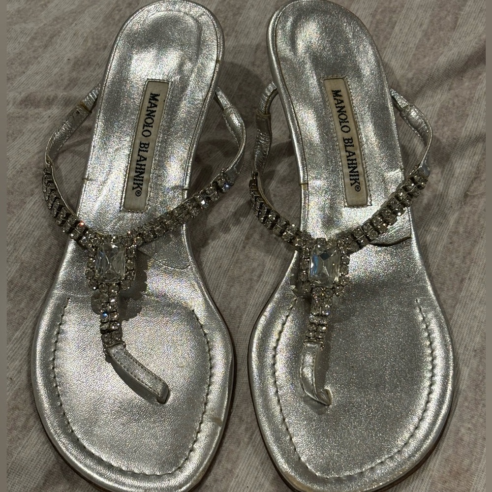 Silver Manolo Blahnik Crystal Embellished T-Strap Sandal With A Kitten Heel - Picture 7 of 10